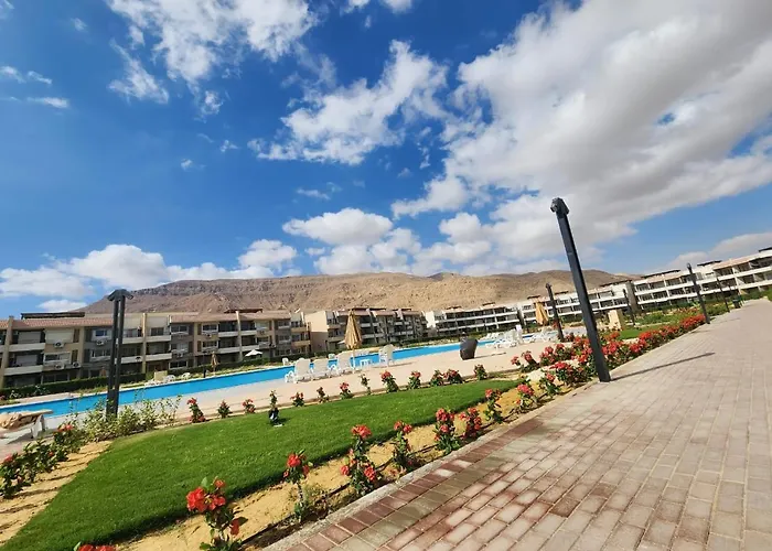 Peaceful Challette Two Bedrooms In Murano El Sokhna
